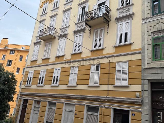 Appartamento in affitto di 85 m² in Via Risorta, 10