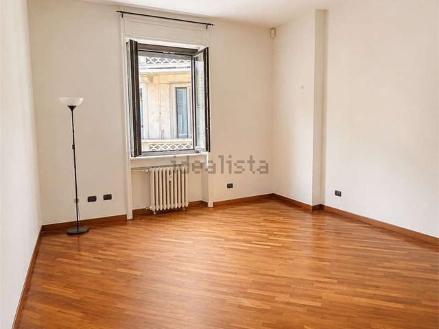 Appartamento in affitto di 85 m² in Via Ruggiero Settimo, 2