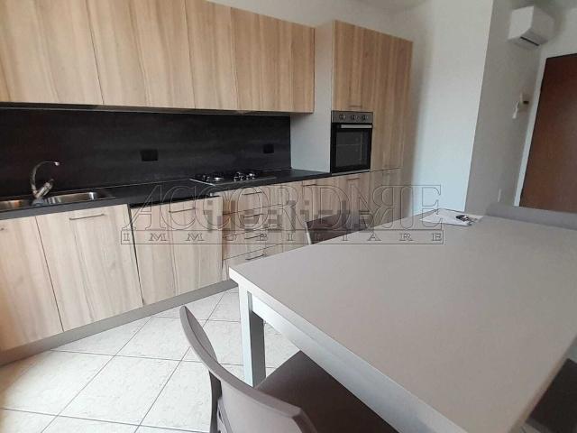 Appartamento in affitto di 85 m² in Via San Francesco, 5