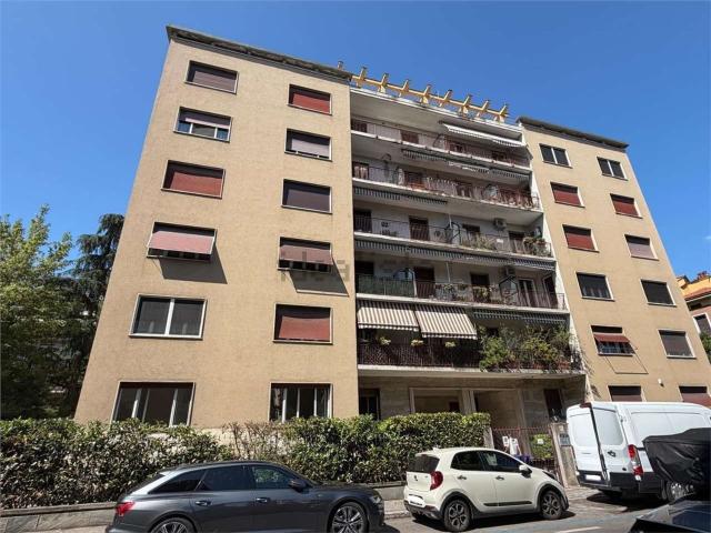 Appartamento in affitto di 85 m² in Viale Anteo ed Erasmo Viotti, 14