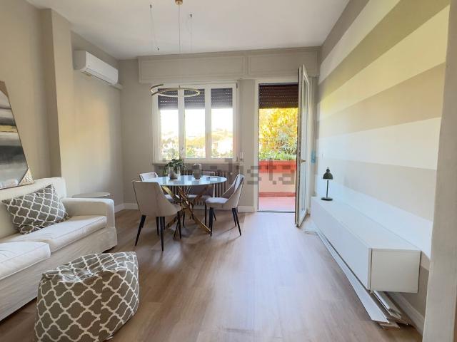 Appartamento in affitto di 85 m² in Viale Carristi D&apos Italia