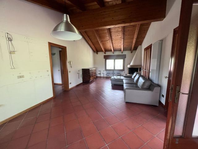 Appartamento in affitto di 85 m²