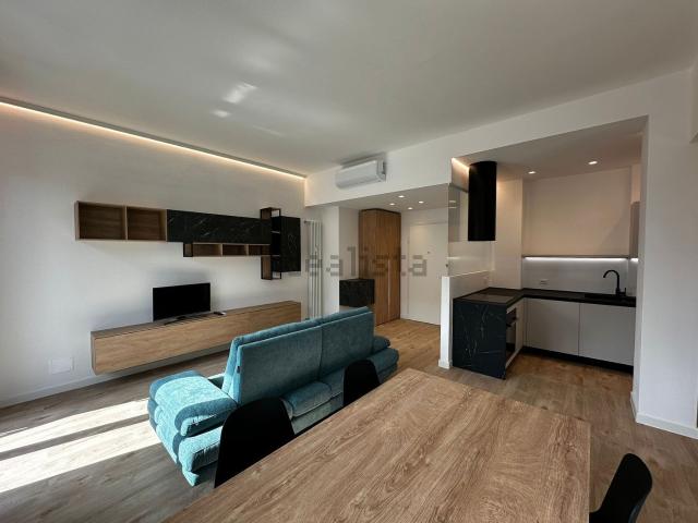 Appartamento in affitto di 86 m² in Via Ravenna