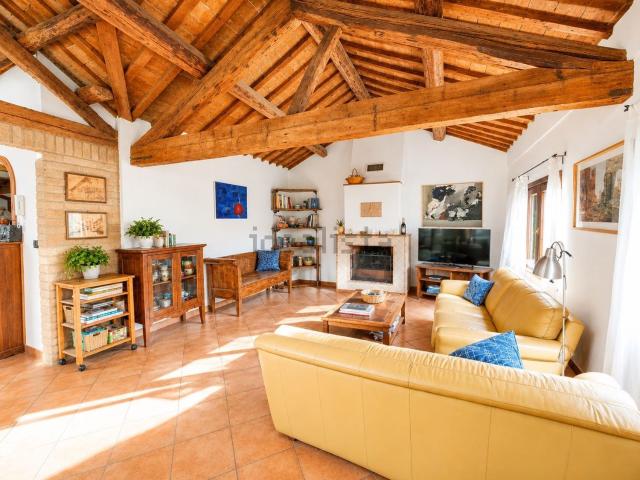 Appartamento in affitto di 89 m² in Vicolo Mozzo della Vittoria