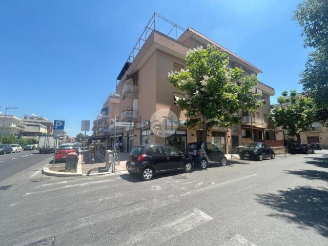 Appartamento in affitto di 89 m² in Via Umberto Maddalena, 1
