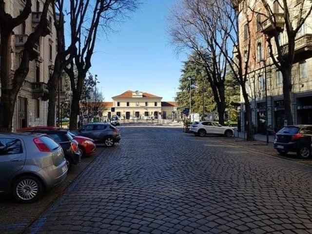 Appartamento in affitto di 89 m² in Via Vincenzo Monti