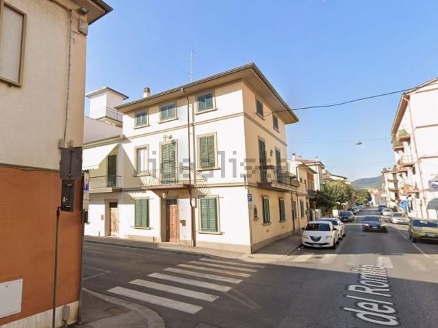 Appartamento in affitto di 89 m² in Via del Romito