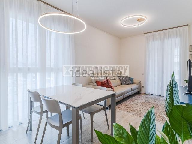Appartamento in affitto di 89 m² in Via Eugenio Colorni, 8