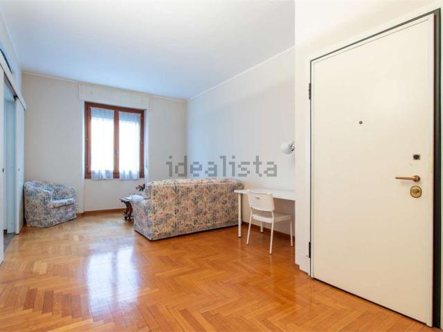 Appartamento in affitto di 89 m² in Via Francesco Martinengo, 26