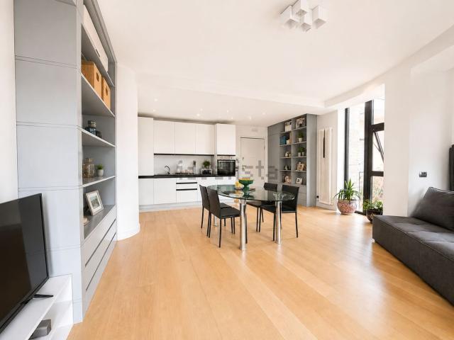 Appartamento in affitto di 89 m² in Via Gioacchino Rossini, 155