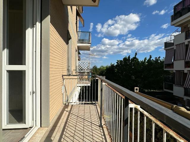 Appartamento in affitto di 89 m² in Via Montasola, 24