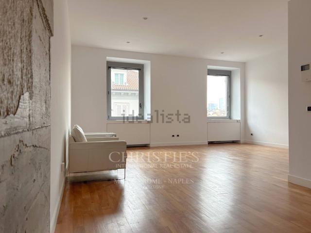 Appartamento in affitto di 93 m² in Via Arco