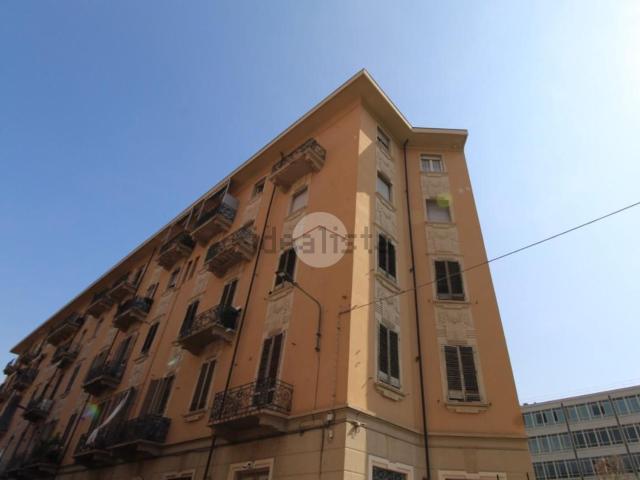 Appartamento in affitto di 93 m² in Via Balangero, 22