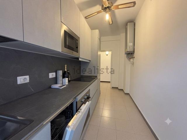 Appartamento in affitto di 93 m² in Via Sant&apos Ampellio, 5