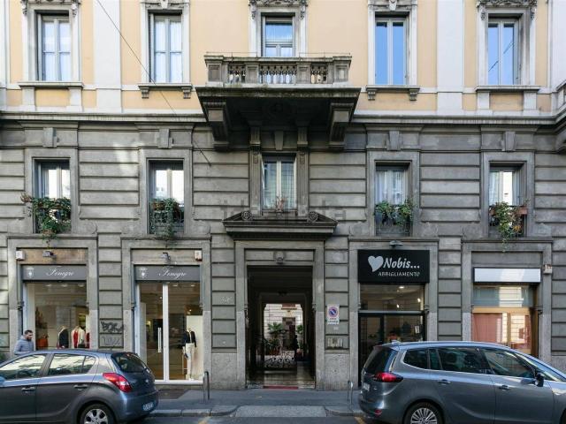 Appartamento in affitto di 93 m² in Via Spartaco, 8