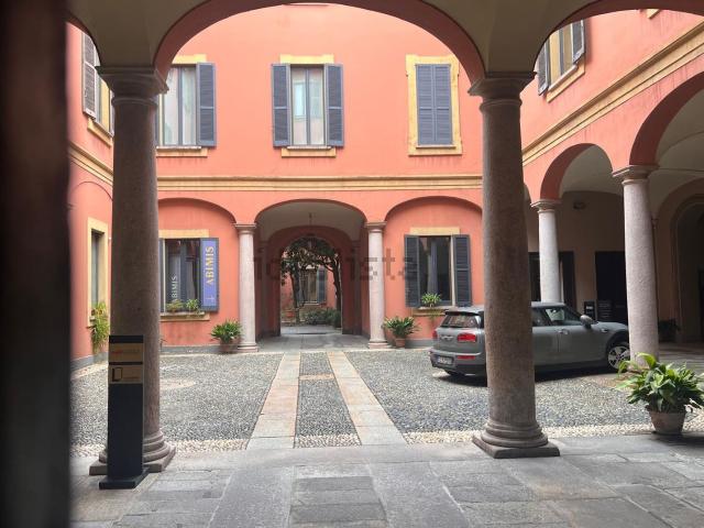 Appartamento in affitto di 90 m² in Corso Monforte, 16