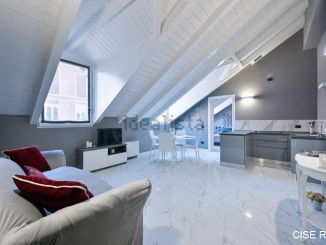 Appartamento in affitto di 90 m² in Corso di Porta Romana, 92
