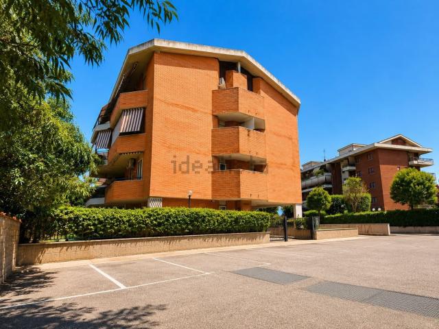Appartamento in affitto di 90 m² in Largo Alessandria del Carretto