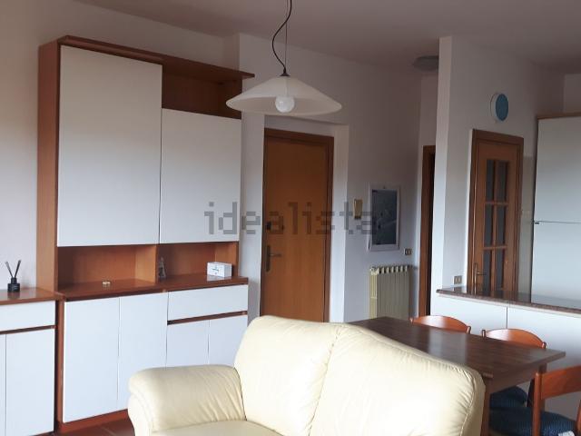 Appartamento in affitto di 90 m² in Località III Strade, 16