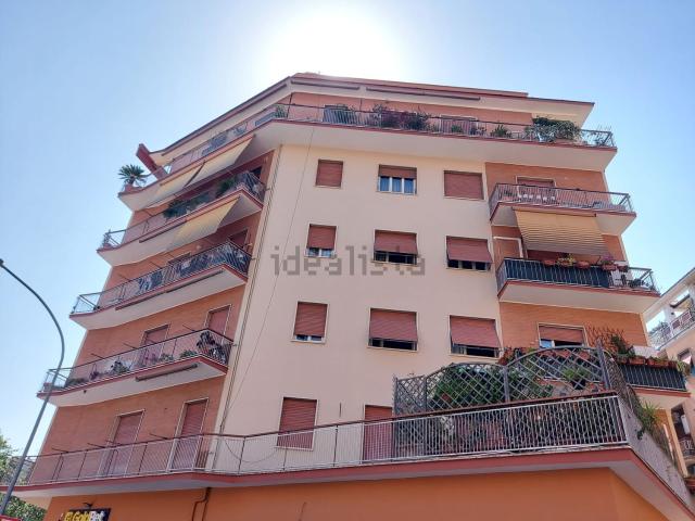 Appartamento in affitto di 90 m² in Piazza dei Gerani