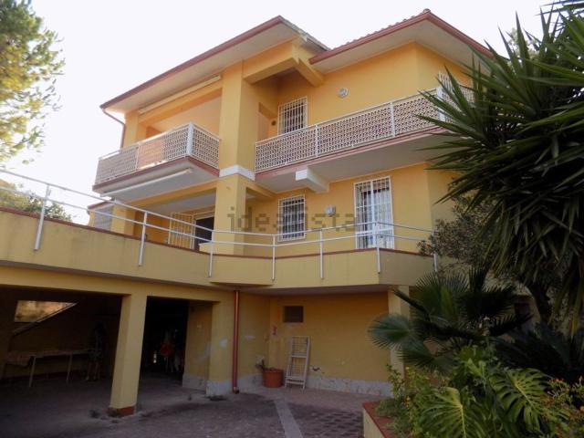 Appartamento in affitto di 90 m² in Via Tersicore