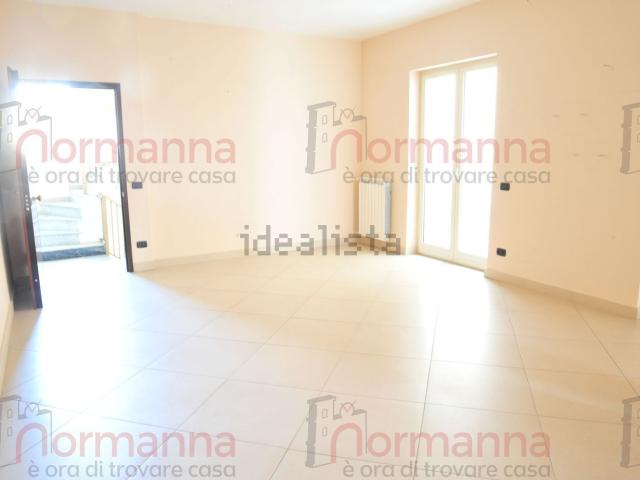 Appartamento in affitto di 90 m² in Via Umberto I