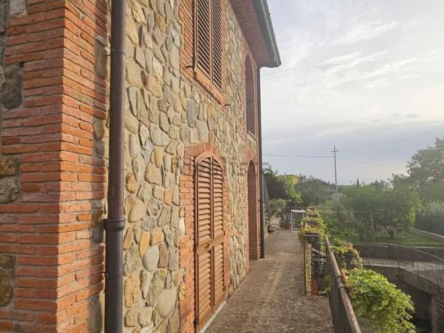 Appartamento in affitto di 90 m² in Via Ventura Vitoni