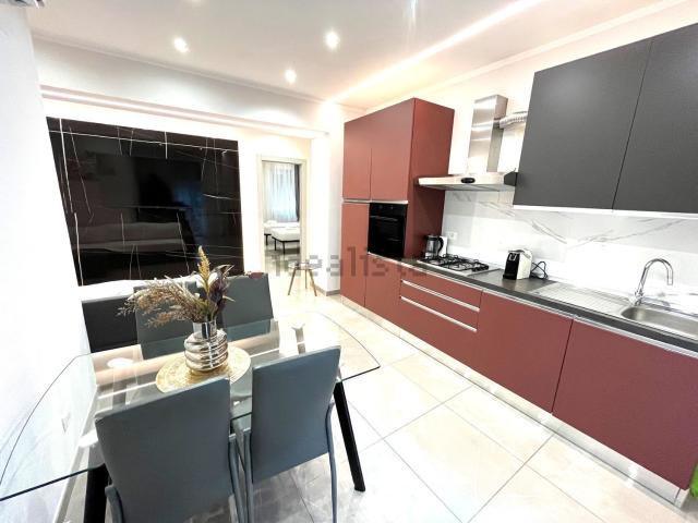 Appartamento in affitto di 90 m² in Via Vittorio Veneto