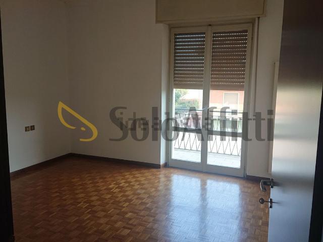 Appartamento in affitto di 90 m² in Via A. Vespucci, 7