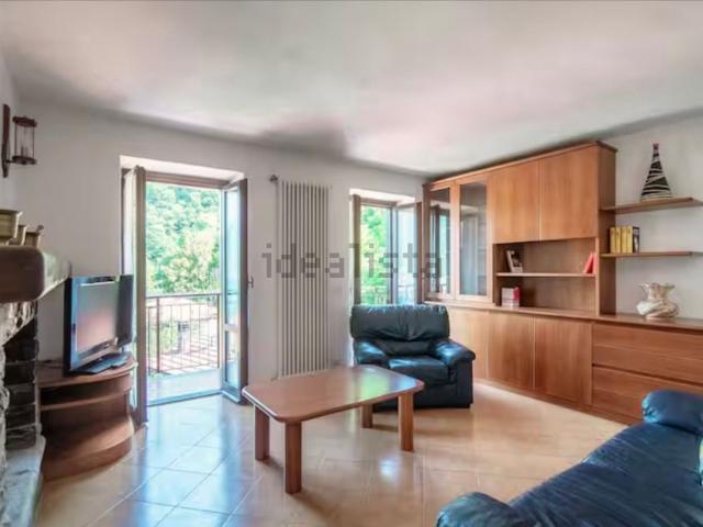 Appartamento in affitto di 90 m² in Via ai Monti
