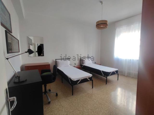 Appartamento in affitto di 90 m² in Via Antonio Badile