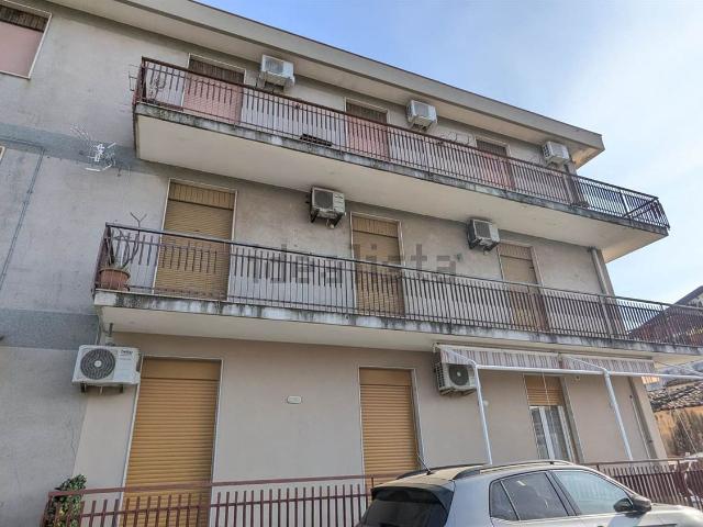 Appartamento in affitto di 90 m² in Via Barbiano