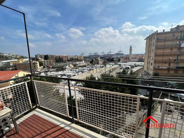 Appartamento in affitto di 90 m² in Via Borghetto, 2