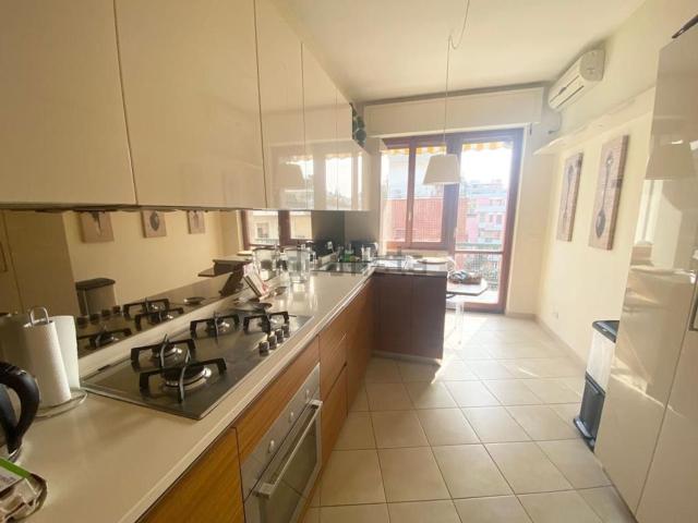 Appartamento in affitto di 90 m² in Via Botticelli, 25