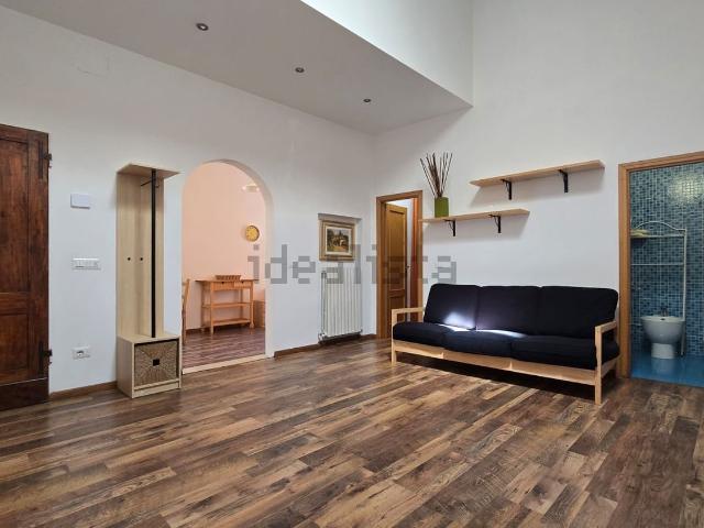 Appartamento in affitto di 90 m² in Via Camollia