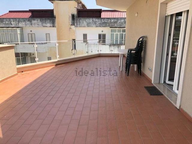 Appartamento in affitto di 90 m² in Via Caprera