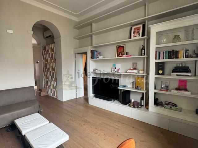 Appartamento in affitto di 90 m² in Via Caradosso