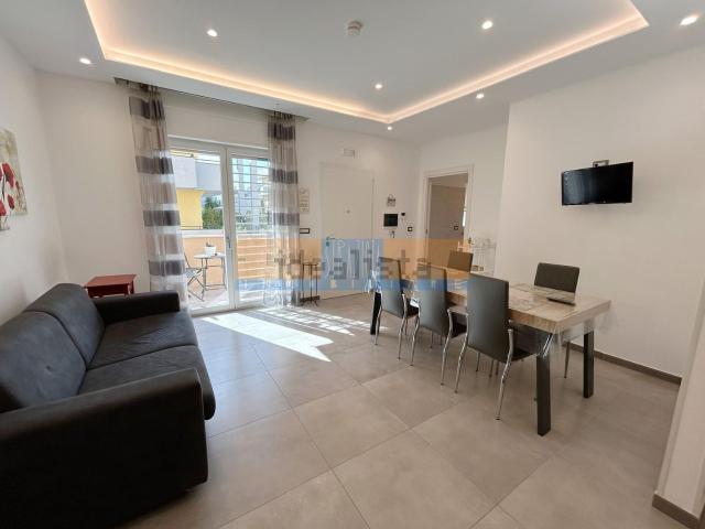 Appartamento in affitto di 90 m² in Via Catanzaro, 19
