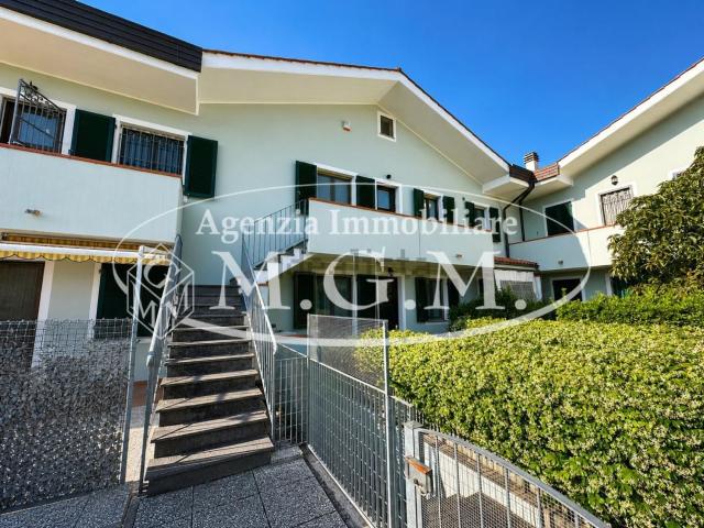 Appartamento in affitto di 90 m² in Via Corte Betti, 24