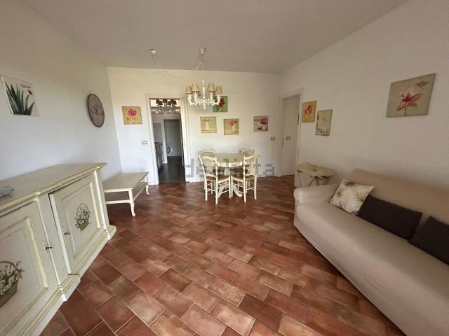 Appartamento in affitto di 90 m² in Via del Castello
