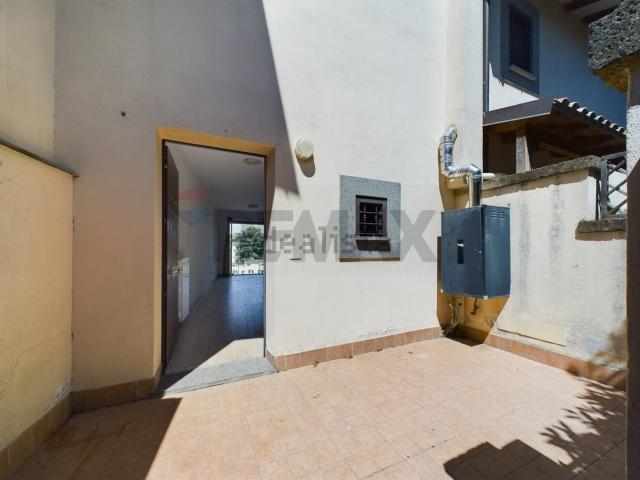 Appartamento in affitto di 90 m² in Via della Villa, 32