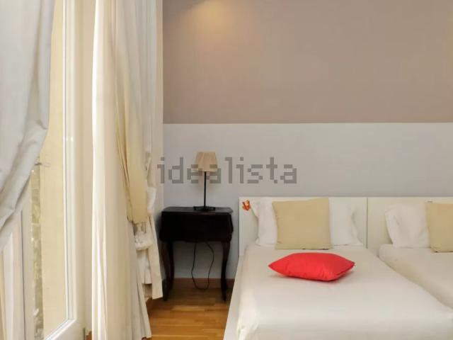 Appartamento in affitto di 90 m² in Via della Farnesina, 100