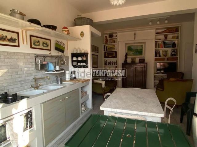 Appartamento in affitto di 90 m² in Via della Galleria, 42