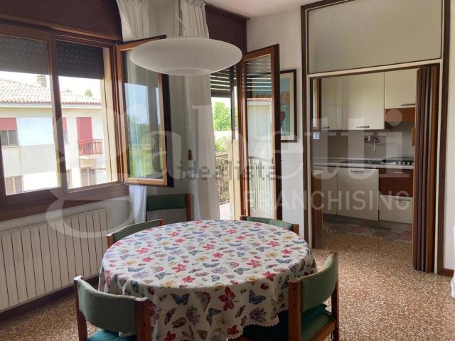 Appartamento in affitto di 90 m² in Via delle Fragole, 3