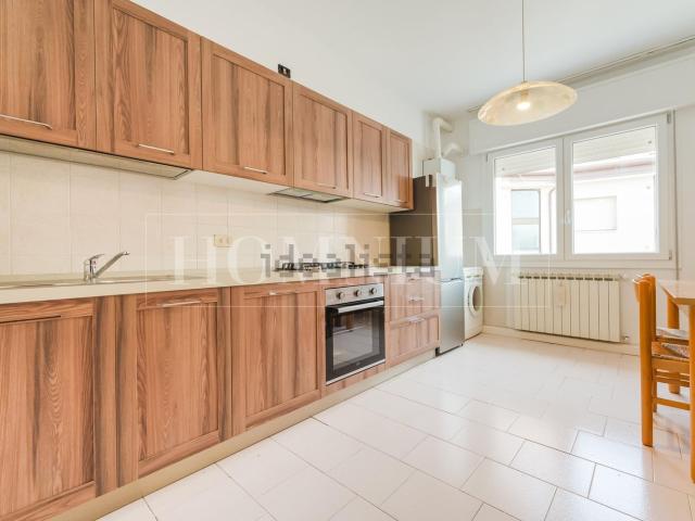 Appartamento in affitto di 90 m² in Via E. Fermi