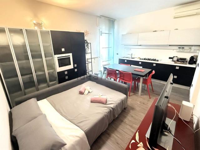 Appartamento in affitto di 90 m² in Via Enrico Fermi, 19