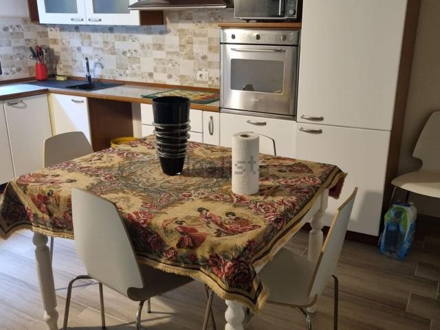 Appartamento in affitto di 90 m² in Via Erbosa