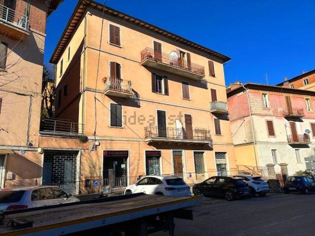 Appartamento in affitto di 90 m² in Via Eugubina, 18