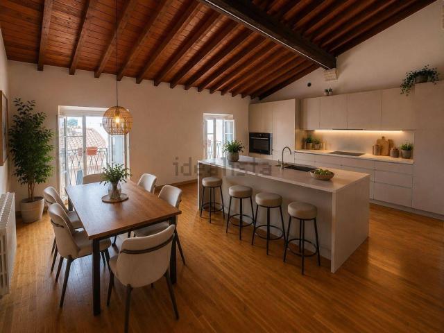 Appartamento in affitto di 90 m² in Via Felice Cavallotti