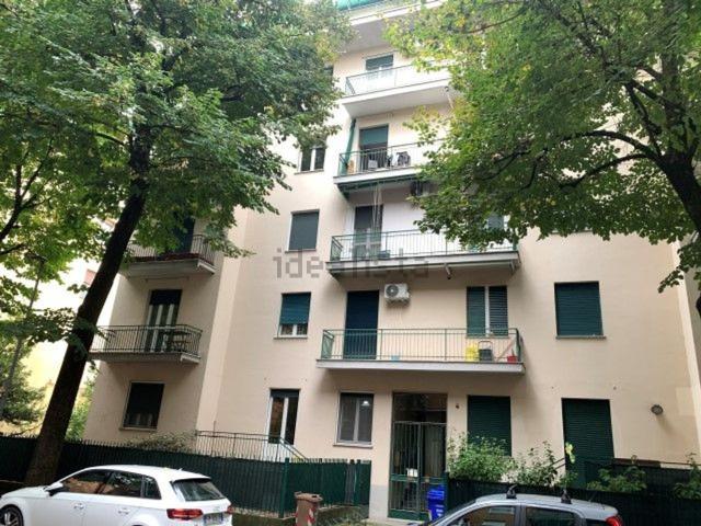 Appartamento in affitto di 90 m² in Via Francesco Nullo, 9